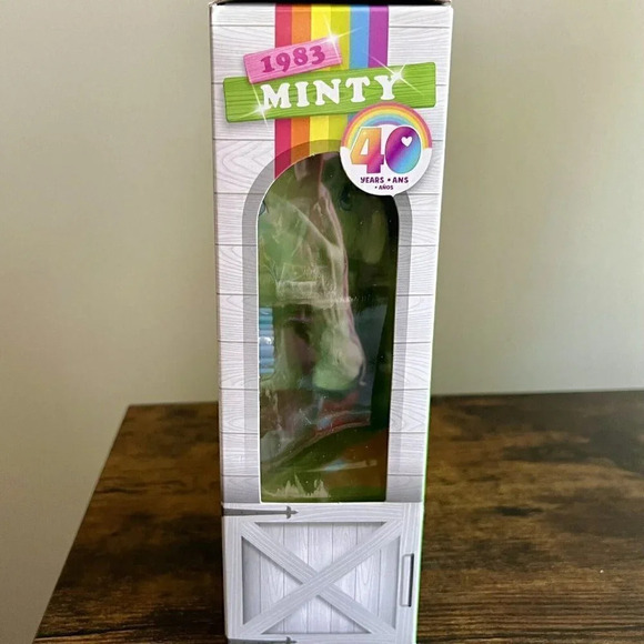 Hasbro | MLP My Little Pony 40th Anniversary Earth Pony Minty - NEW - Picture 8 of 8